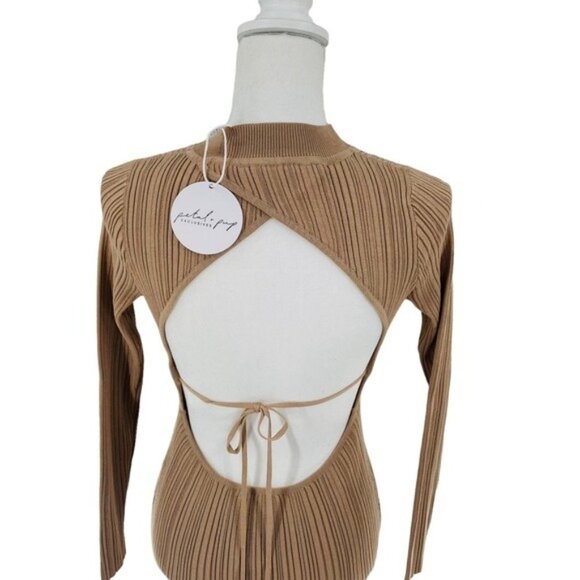 Petal & Pup NEW Milleri Long Sleeve Open Back Ribbed Dress in Camel Tan Size 2 - Picture 8 of 12